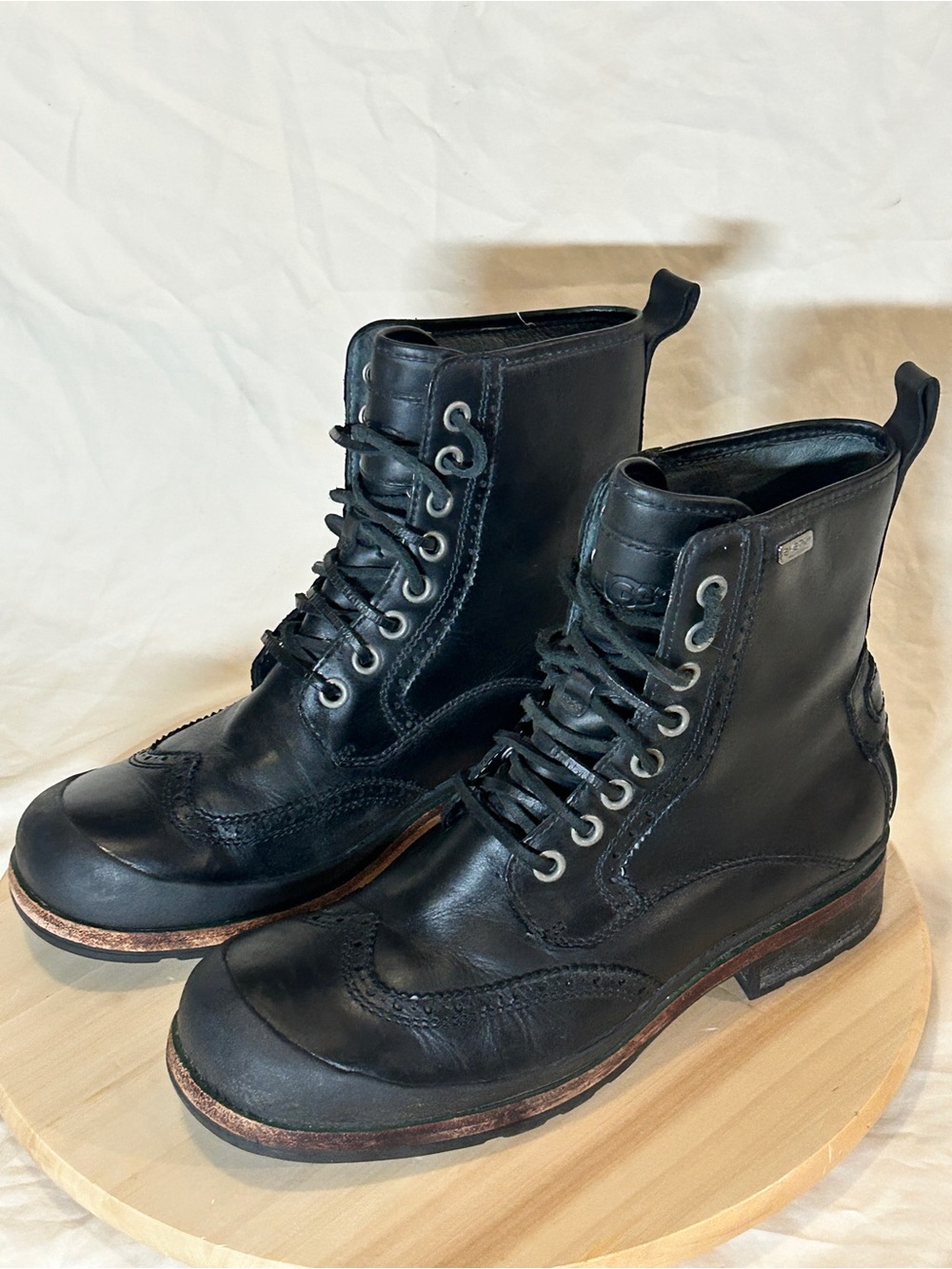 UGG Men’s Branton Black Leather Combat Boot US 9.5 - Picture 2 of 10